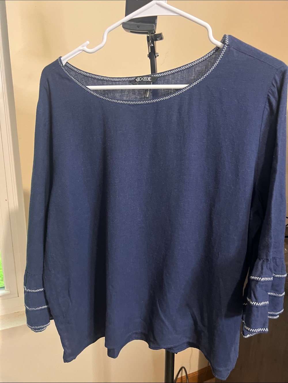 Nic & Zoe   White Boatneck Long Sleeve Top with Ruffle Cuffs